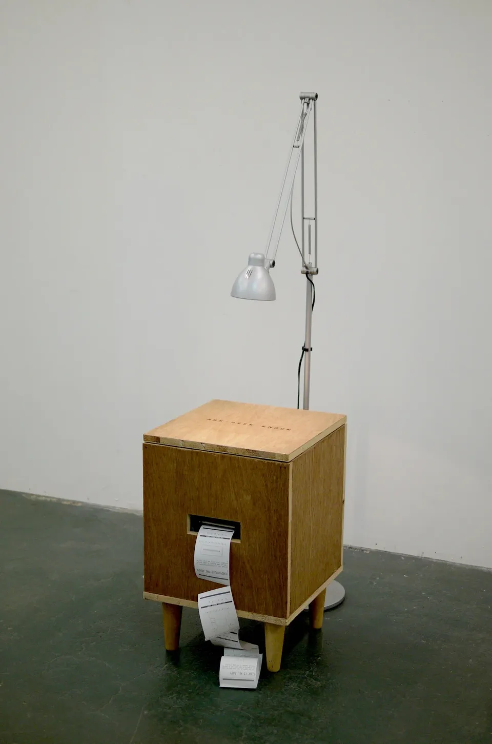 Superb Meaningless Invention Exhibition 無啦謂勁架勢發明展 (2012)